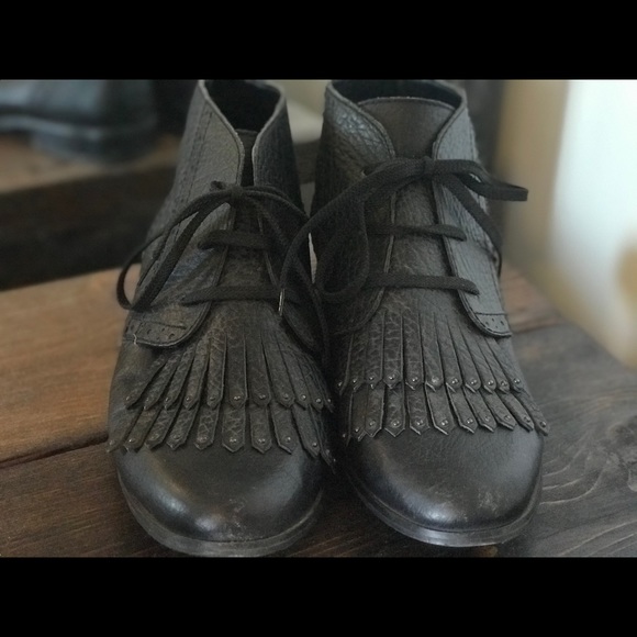 Shellys London Black Fray Witch Boots Size 9 Lace - Picture 2 of 5